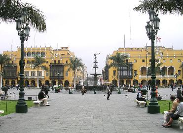 Historic Central Square in downtown Lima